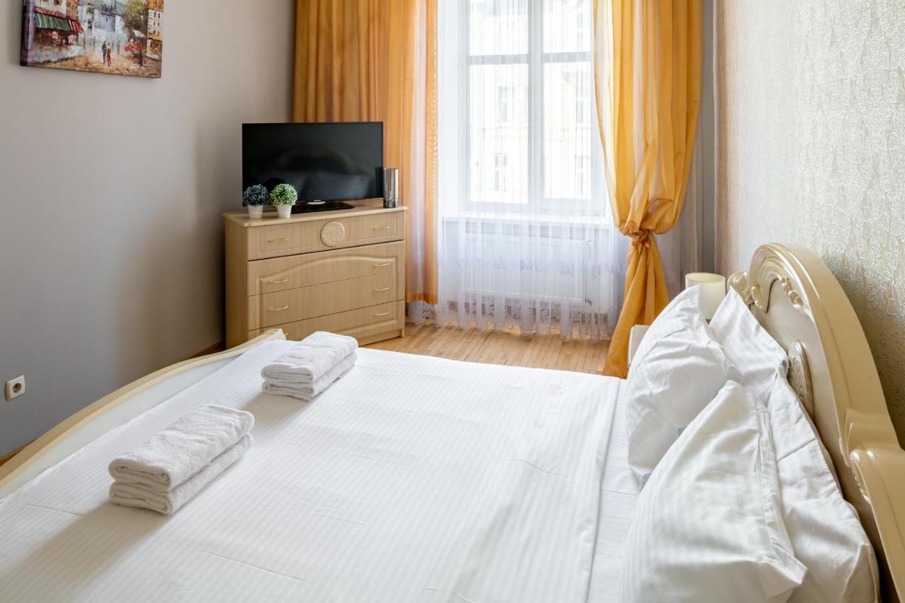 Alfa Apartments Ohienka 17 1 Lviv Buitenkant foto